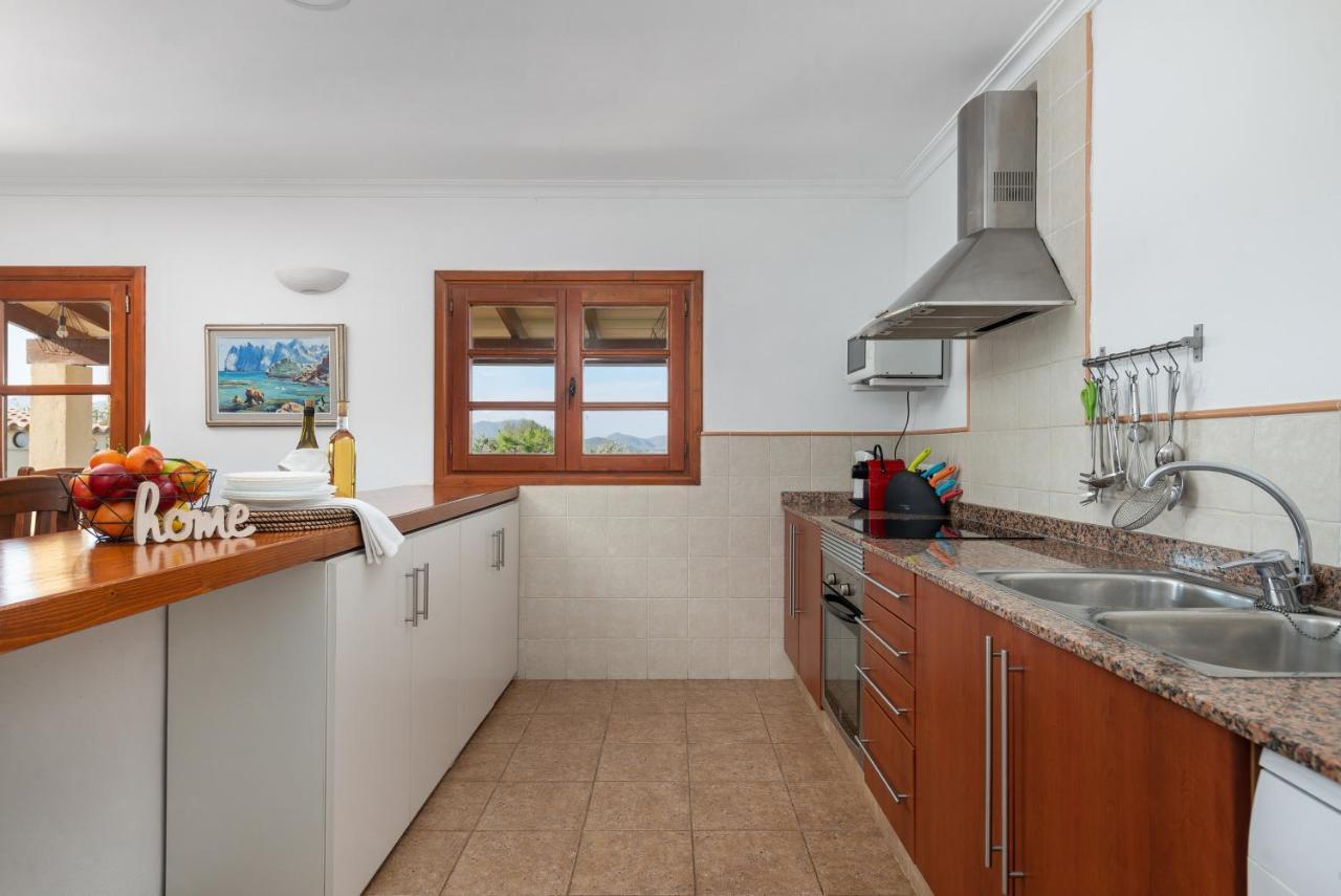 Villa Pou D,Ambroitx, Pool And Sea Views In Alcudia Exterior photo